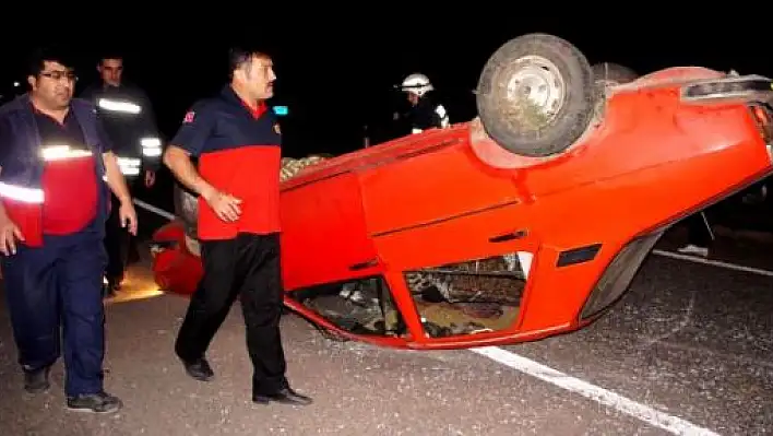 Budamış Köyünde Otomobil Takla Attı: 1 Yaralı