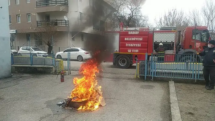 Daday'da emniyet güçleri yangın tatbikatı yaptı