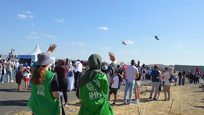 Depremzede çocuklar TEKNOFEST'le buluşturuldu