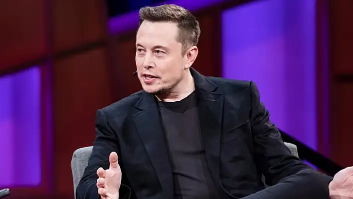 Elon Musk, Twitter'ın tamamına talip