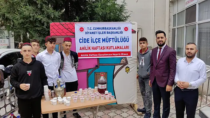 Esnafa 'Ahilik öğüdü' afişi ve 'Osmanlı şerbeti'