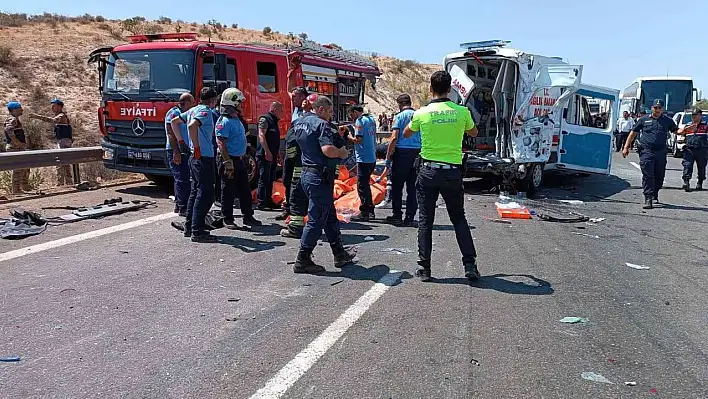 Gaziantep'teki feci kazada 2'si gazeteci 16 ölü, 21 yaralı