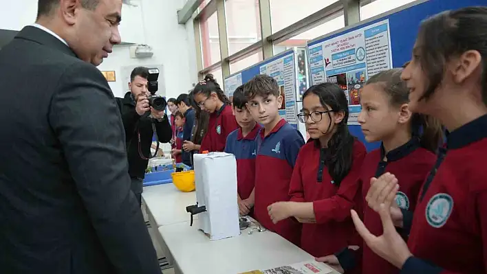 Geleceğin bilim insanlarının projeleri görücüye çıktı