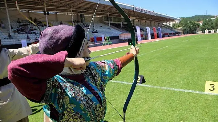 Geleneksel Türk Okçuluğu sıralama atışları yapıldı