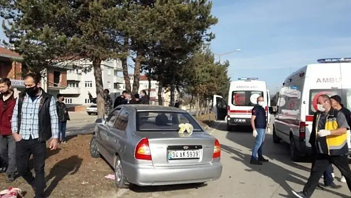 Hastaneye giden aile kaza yaptı: 1 ölü, 2 yaralı