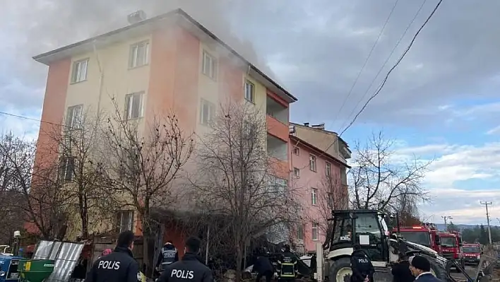 İhsangazi'de yangın! Binada hasar oluştu