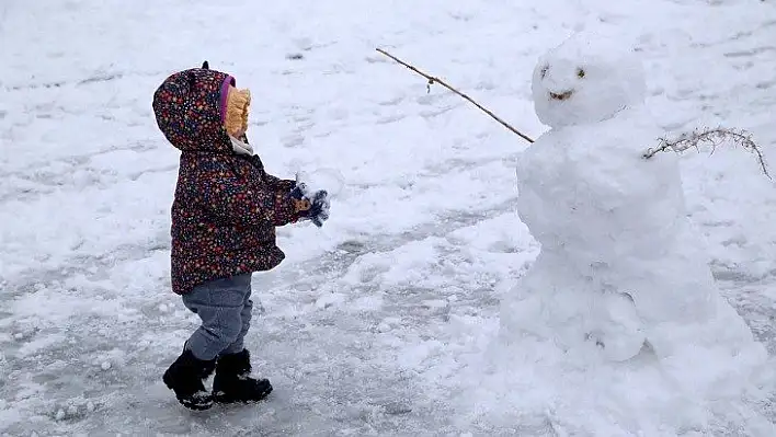 Ilgaz kayak merkezlerinde kar kalındığı 38 santimetre