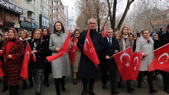 İlk Türk kadın mitingi 103'üncü yılında