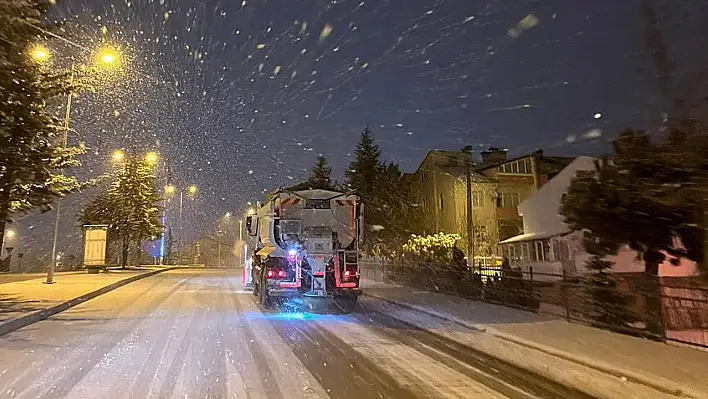 Kar timleri sahada