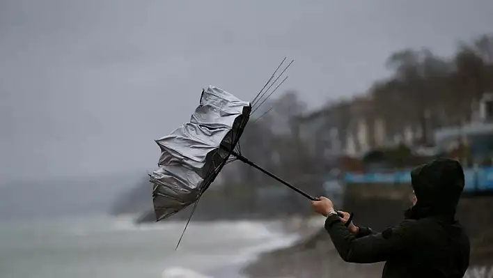 Karadeniz'de fırtına uyarısı