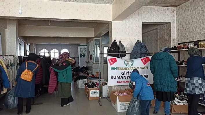 Kastamonu'da İHH'den kışlık kıyafet yardımı