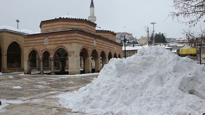 Kastamonu'da kar etkili oldu