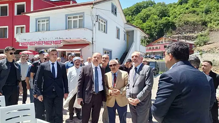 Doğanyurt'taki tarihi cami, tekrar ibadete açıldı