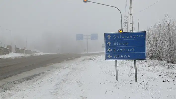 Kastamonu ilçelerinde kar yağışı etkili oluyor