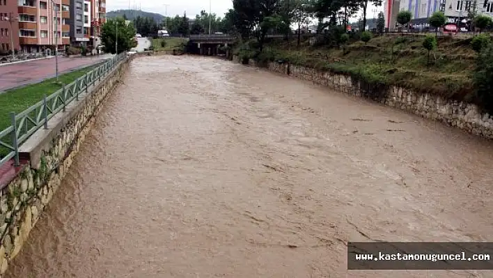 Kastamonu'da Sağanak Yağış