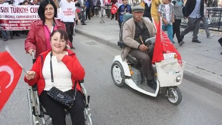 Kastamonu'da Cumhuriyet Yürüyüşü 