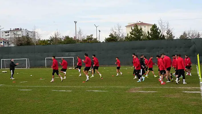 KSK, Sarıyer maçının hazırlıklarını tamamladı