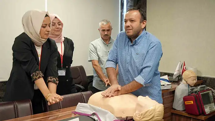 Din görevlilerine ilk yardım eğitimi