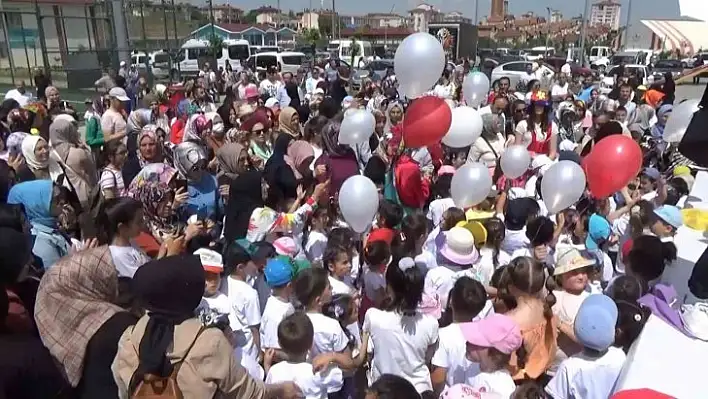 Kur'an kursu öğrencilerine unutulmayacak şölen