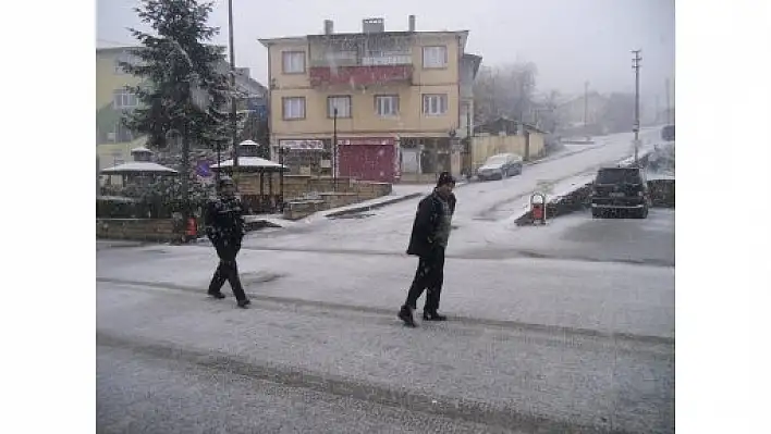 Küre Beyaz Gelinliğe Büründü