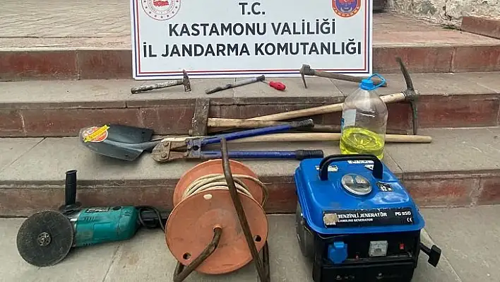 Maden ocağındaki demirleri çalarken yakalandılar: 3 gözaltı