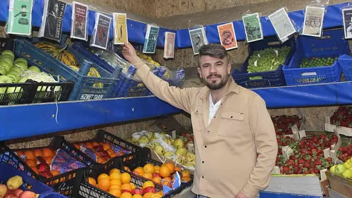 Manav işletmecisinden dikkat çeken kitap okuma projesi