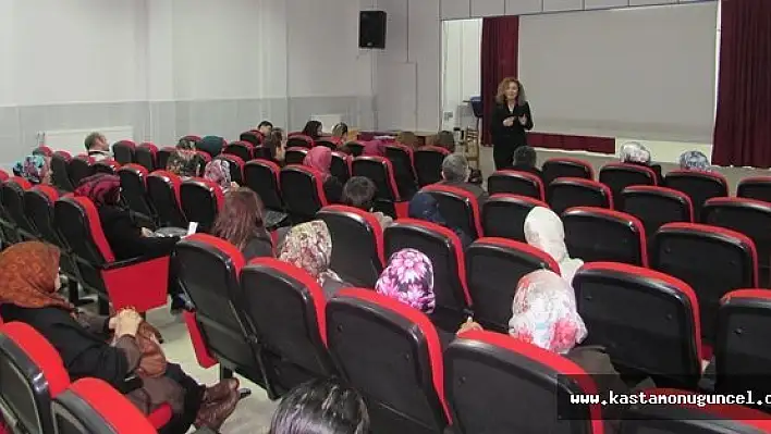 Merkez Ortaokulu'ndan Velilere Seminer