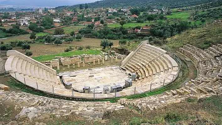 Metropolis antik kenti kapılarını dünyaya açıyor