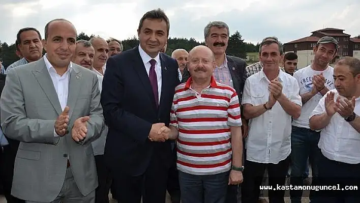 MHP'li Çınar, Partililerce Karşılandı