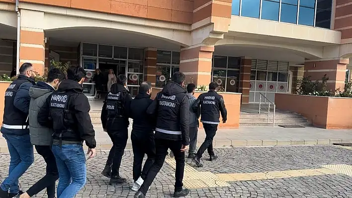 NARKOGÜÇ kapsamında 3 hükümlü yakalandı