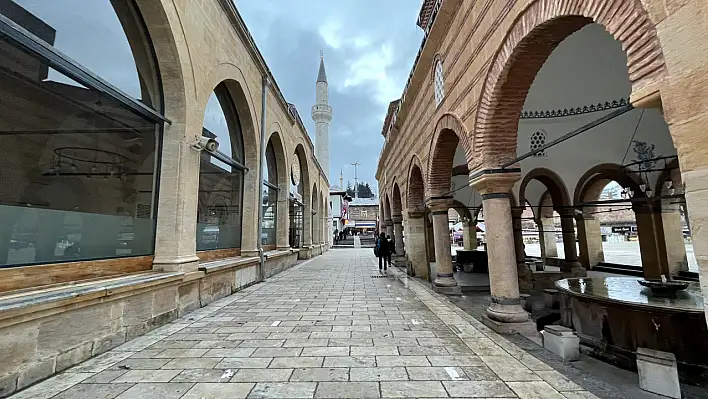 Nasrullah Cami, ibadete açıldı