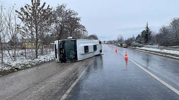 Otobüs kazasında 16 kişi yaralandı