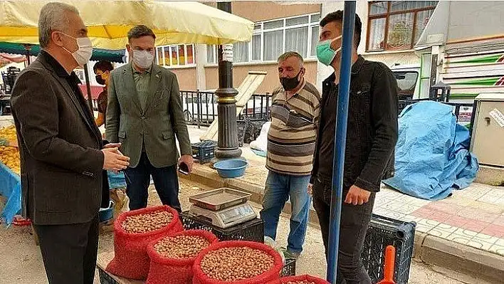 Pazar yerleri Kastamonu'da Kovid-19 tedbirleri alınarak açıldı