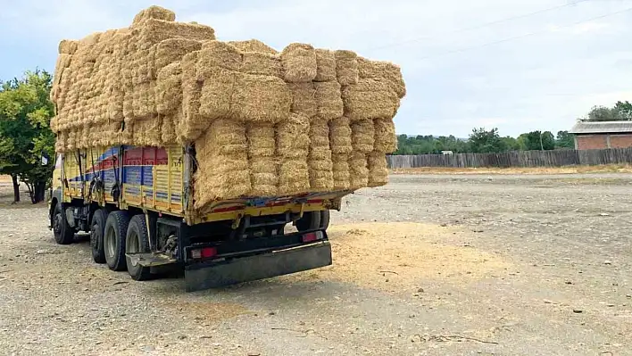 Tehlikeli saman balyası taşıyan sürücüye ceza