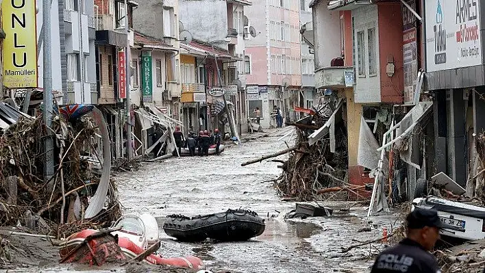 Sel afetinde ölü sayısı 6'ya yükseldi