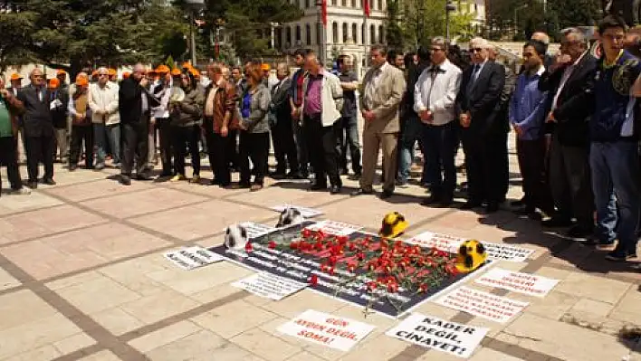 Sendikalar, İşçi Ölümlerini Protesto Etti