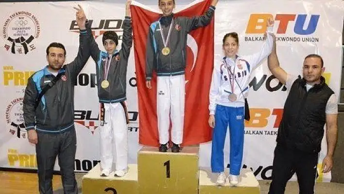 Taekwondocularımız Balkan ikincisi