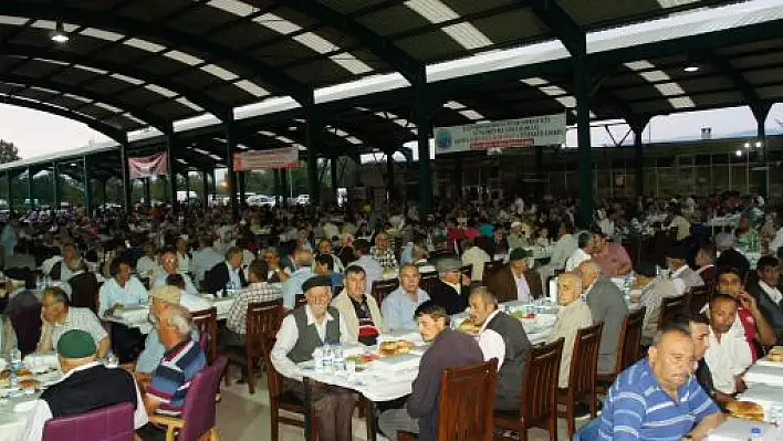 Taşköprü Belediyesinden 4 Bin Kişiye İftar