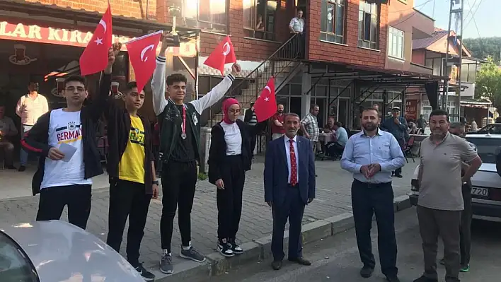 Törenle karşılandılar