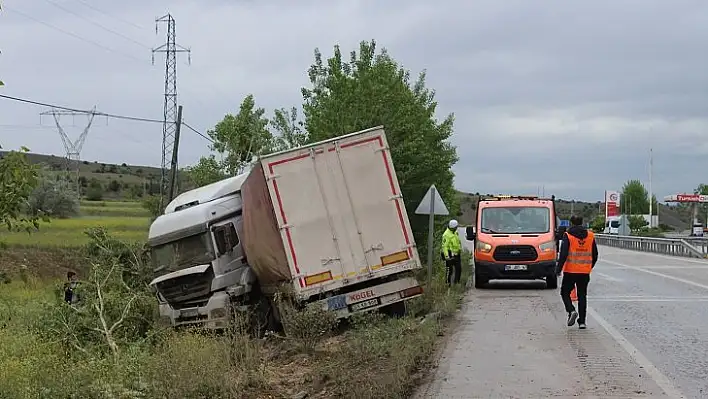 Trafik kazaları! 1 ölü, 5 yaralı