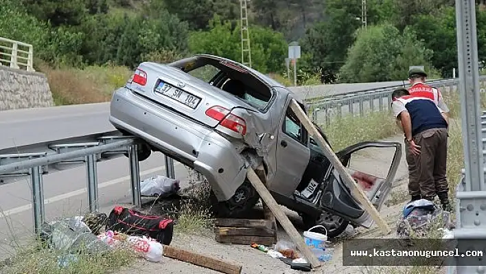 Trafik kazasında genç kadının kolu koptu