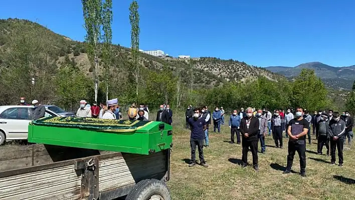 Traktörde kalp krizi geçiren çiftçi hayatını kaybetti