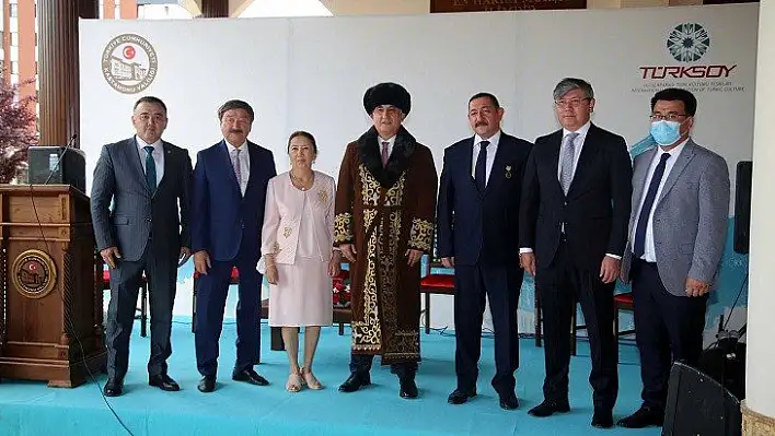 Türk Dünyası Kültür Başkentleri Fotoğraf Sergisi açıldı