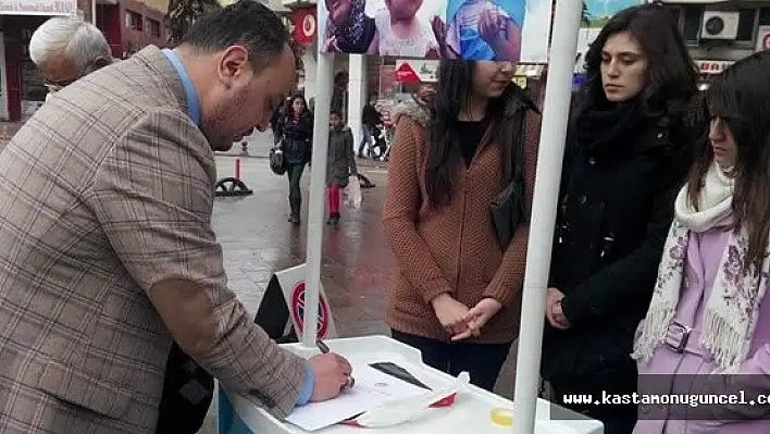 Uygur Türkleri İmza Kampanyası Sona Erdi