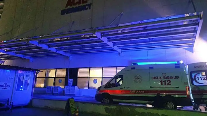 Üzerlerine mermer bloku düştü! 1 ölü, 1 yaralı