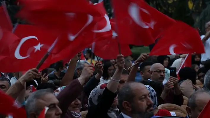 'Vatandaşımız hain FETÖ'ye 'Dur' demiştir'