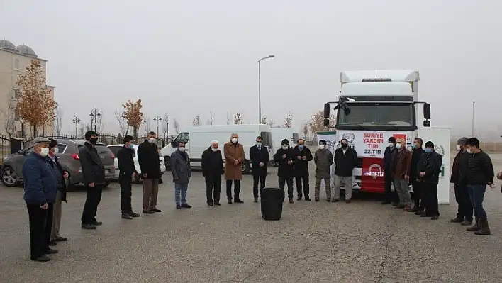 Yardım malzemesi taşıyan tır, Suriye'ye hareket etti