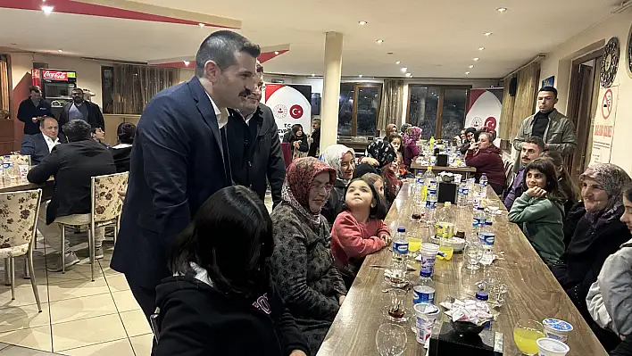 Yetim ve kimsesiz çocuklara iftar