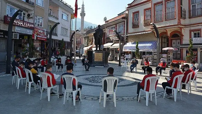 'Yiğit İnebolu Okuyor' Projesi başladı