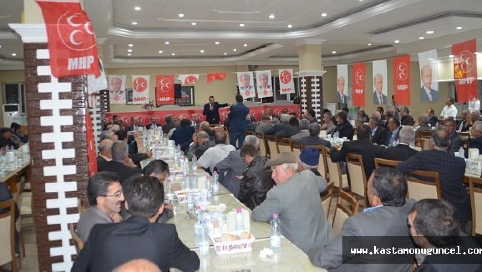 MHP'li Adaylar Muhtarlarla Toplantı Yaptı